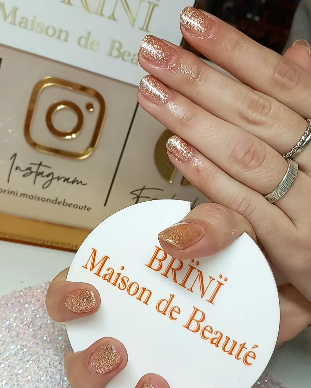 Beauté des ongles chez BRÏNÏ